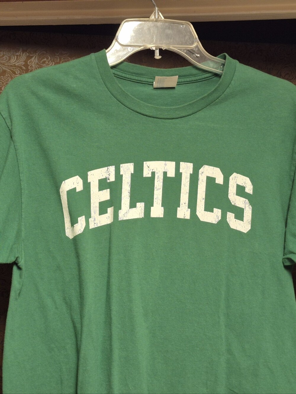 Vintage Celtics Green Men's Graphic T‑Shirt